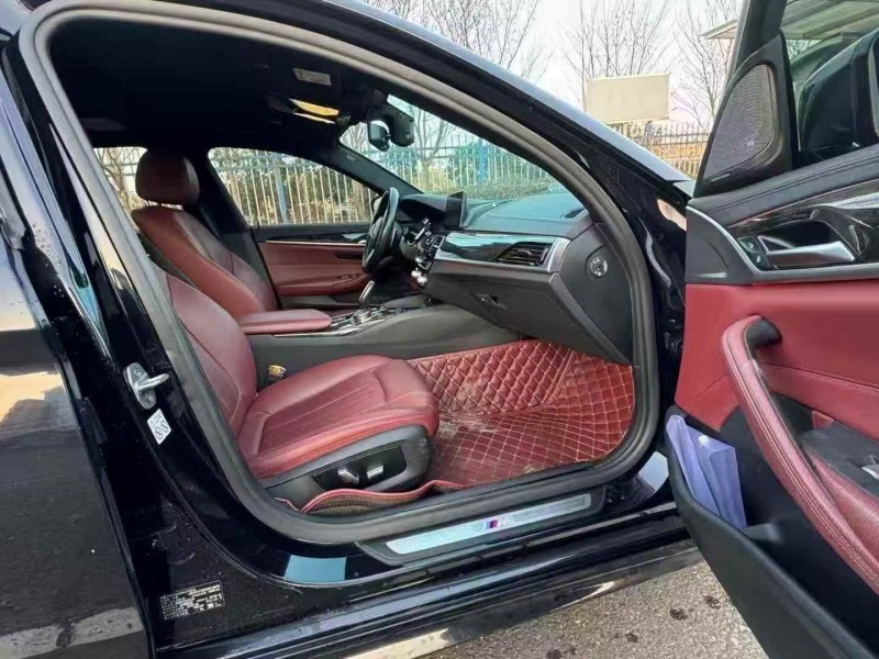 淮安19年宝马5系5