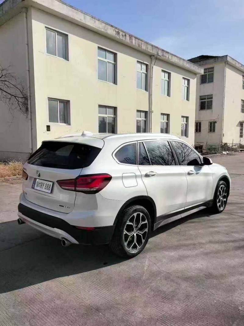 东营22年宝马X18