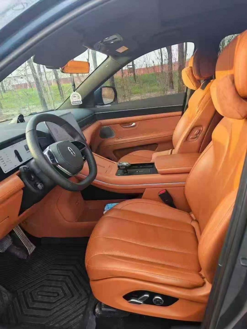 长治24年华为智选问界5