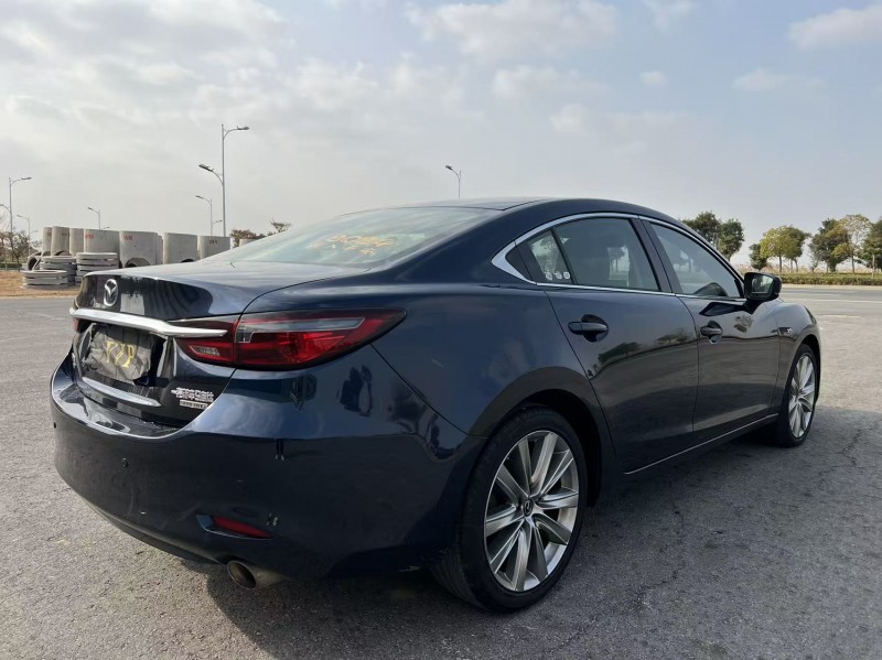 盐城20年马自达阿特兹8