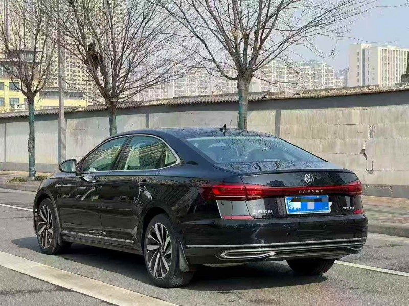郑州25年大众帕萨特8
