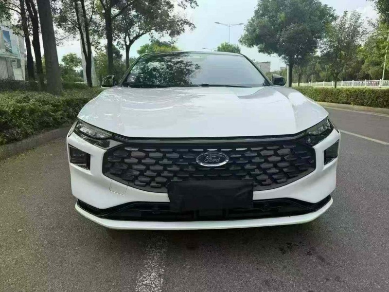 娄底23年福特蒙迪欧1