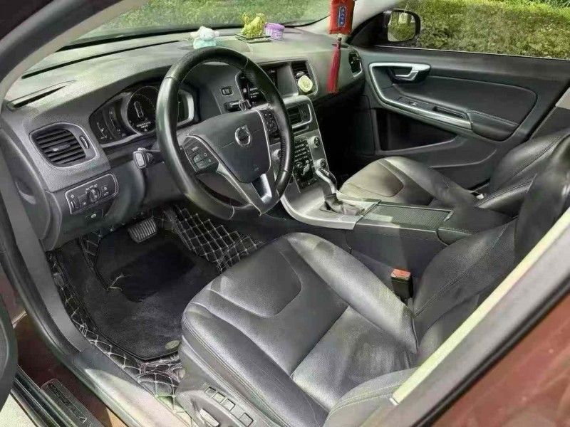 娄底18年沃尔沃S60L4