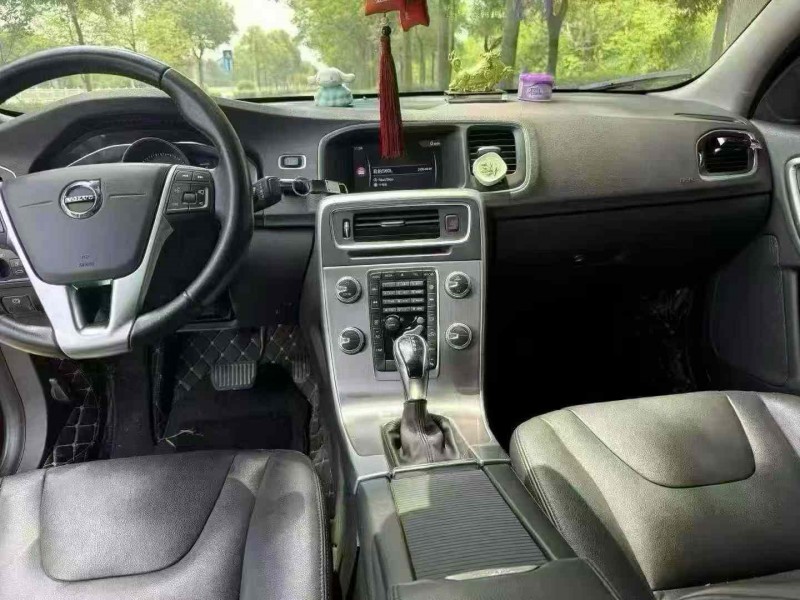 娄底18年沃尔沃S60L6