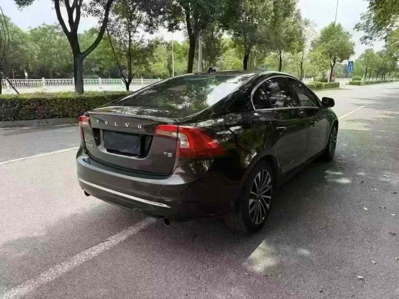 娄底18年沃尔沃S60L8