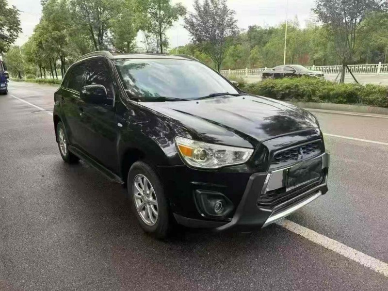 娄底15年三菱劲炫2