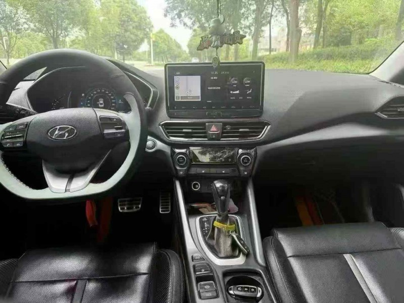 娄底20年现代菲斯塔7