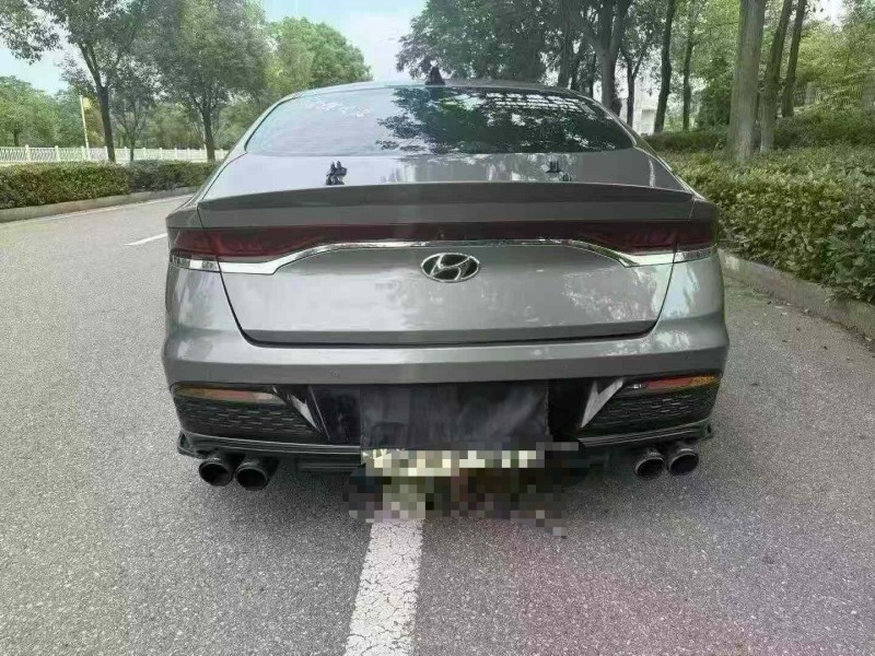 娄底20年现代菲斯塔9