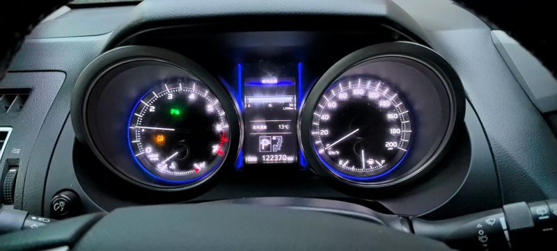 吉安17年丰田普拉多6