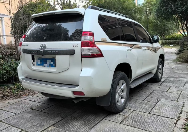 吉安17年丰田普拉多7
