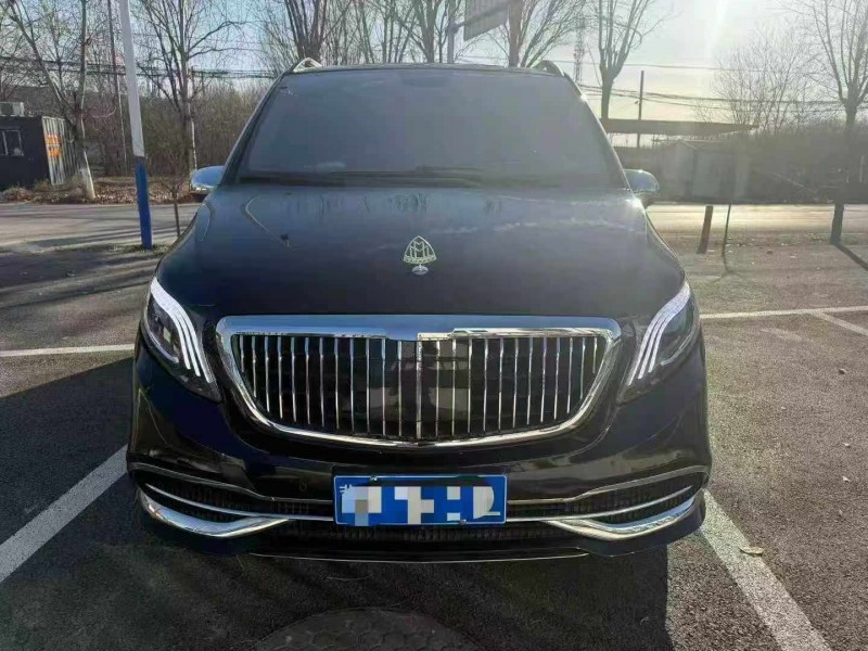 保定18年奔驰威霆1