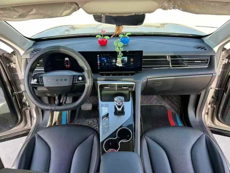 邯郸25年荣威RX56