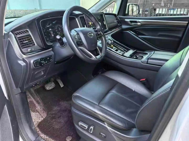 保定22年传祺M8/GM86