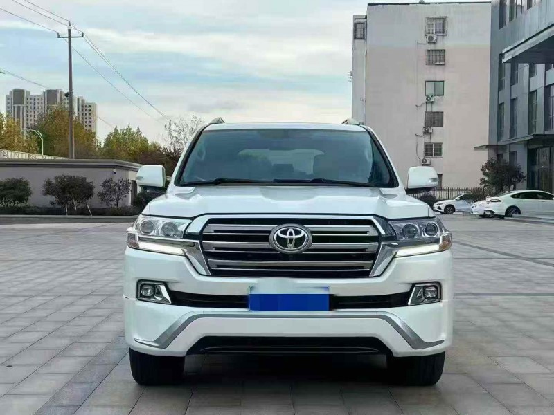 秦皇岛18年丰田兰德酷路泽1