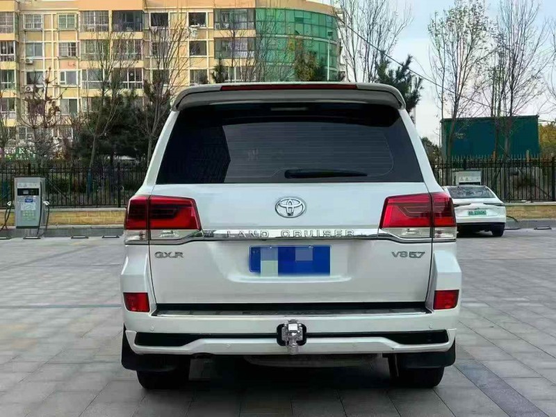 秦皇岛18年丰田兰德酷路泽8