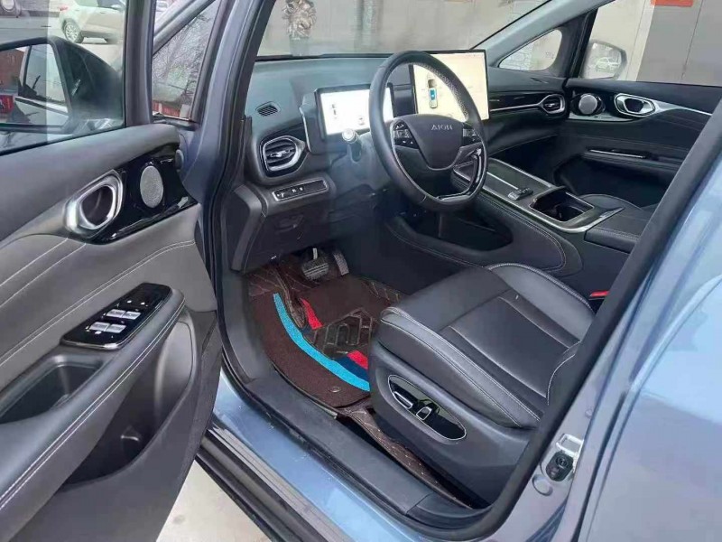 保定24年传祺埃安V6