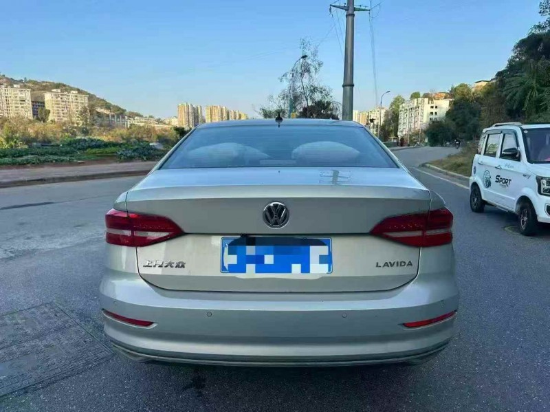 漳州19年大众朗逸9