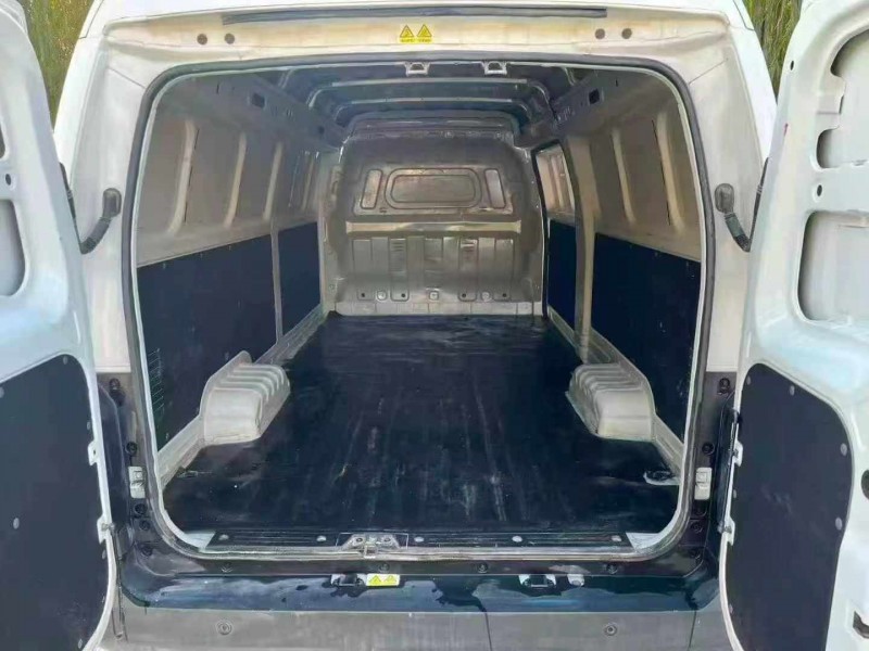 保定24年奇瑞江豚6