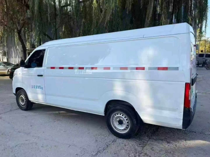 保定24年奇瑞江豚7