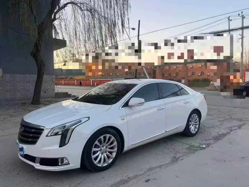 保定19年凯迪拉克XTS3