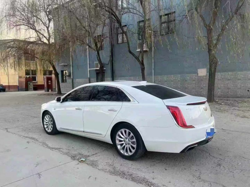 保定19年凯迪拉克XTS8