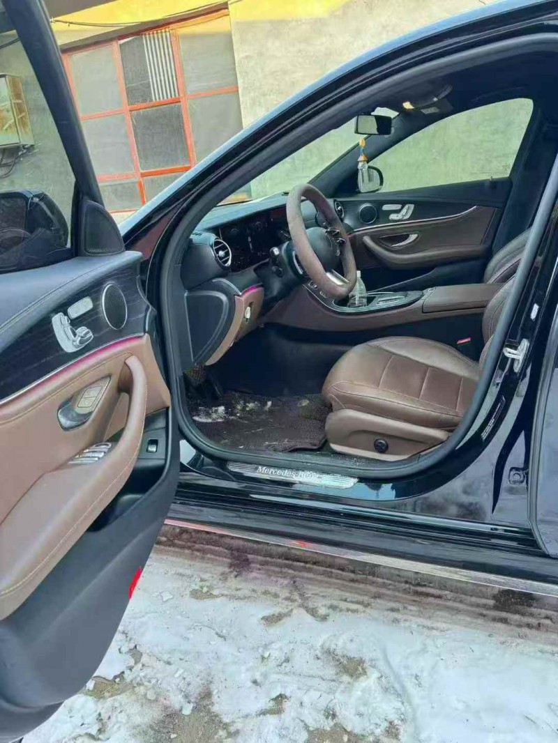 巴彦淖尔21年奔驰E3