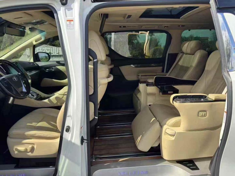 无锡19年丰田威尔法7