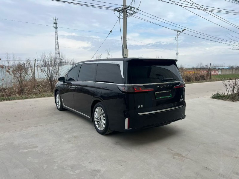 徐州24年岚图汽车梦想家3