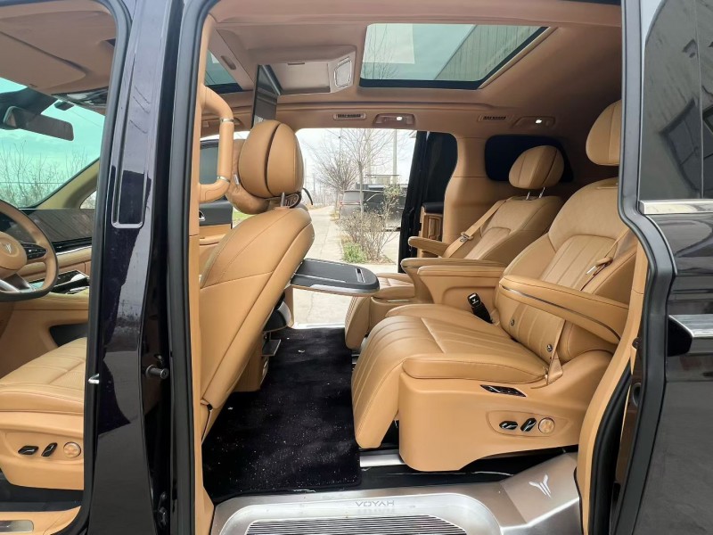 徐州24年岚图汽车梦想家6