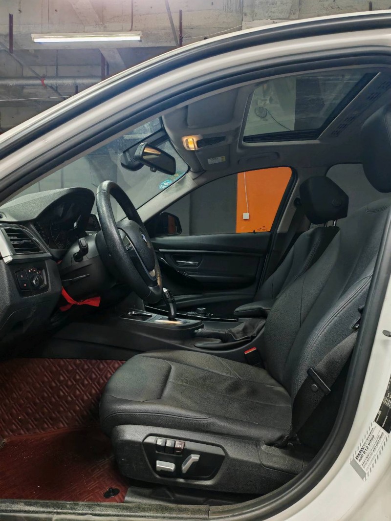 成都17年宝马3系5