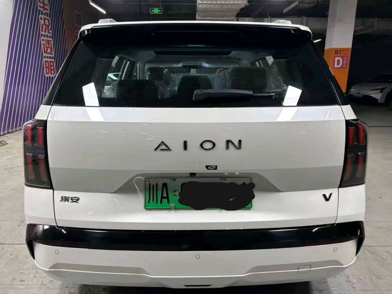 成都25年传祺埃安V2