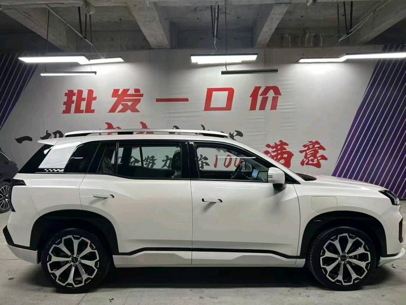 成都25年传祺埃安V3