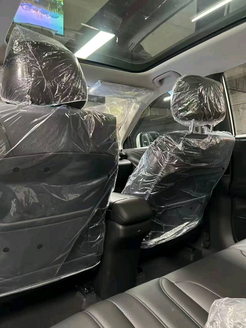 成都25年传祺埃安V6