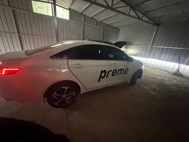 嘉兴22年吉利帝豪3