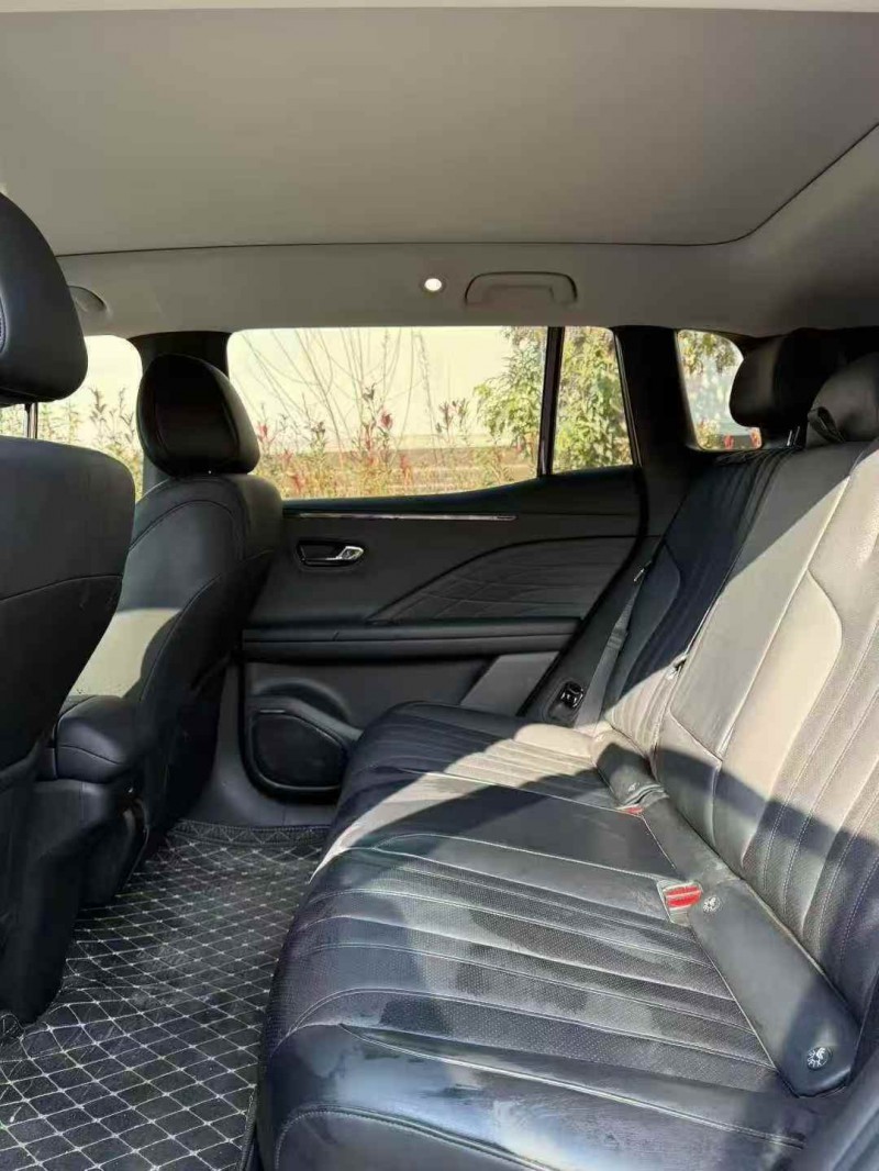 孝感25年传祺埃安V4