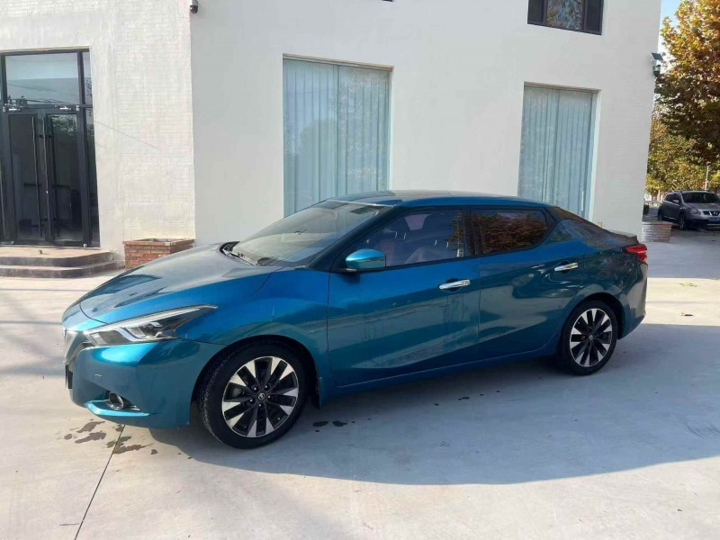 烟台18年日产天籁3