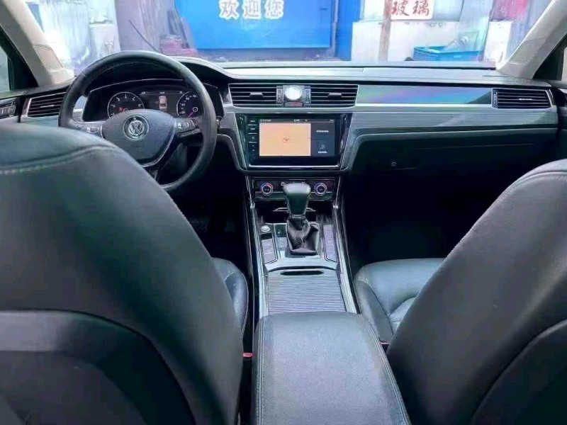潍坊18年大众辉昂8
