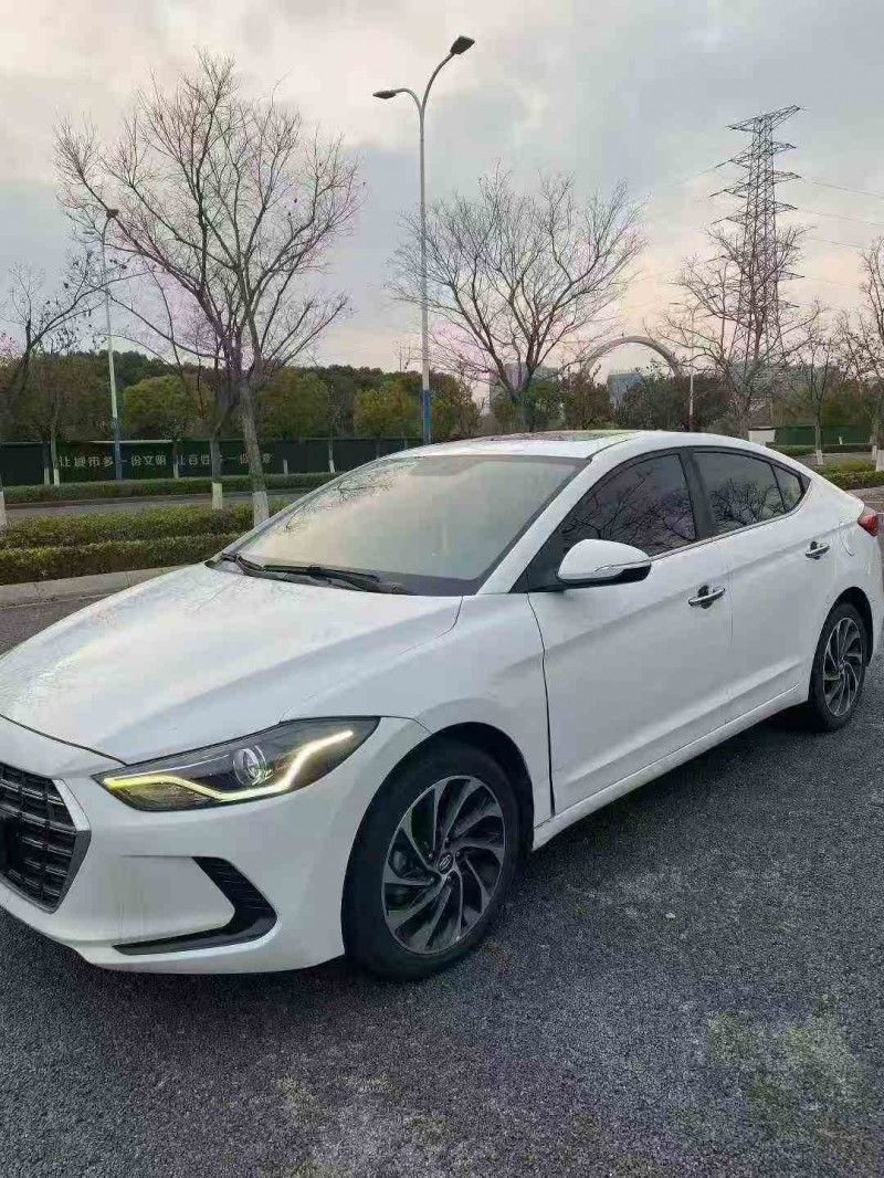 苏州19年现代领动2