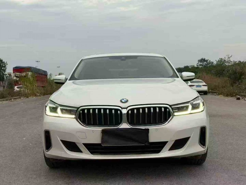 北海23年宝马6系1