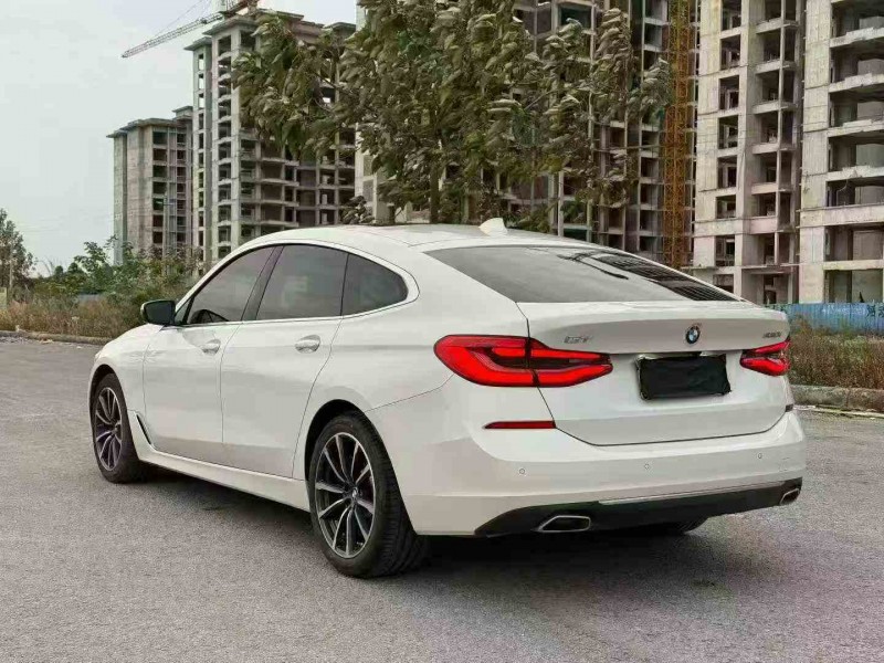 北海23年宝马6系7