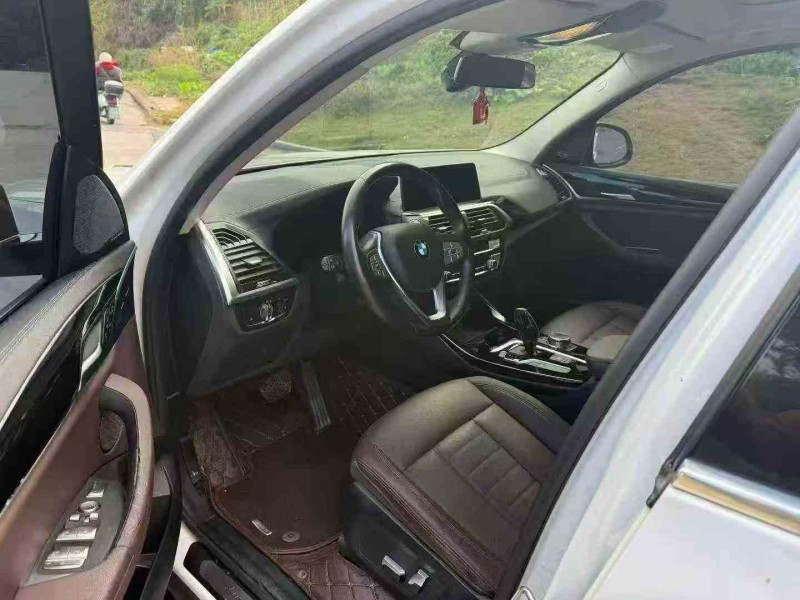 三明20年宝马X36