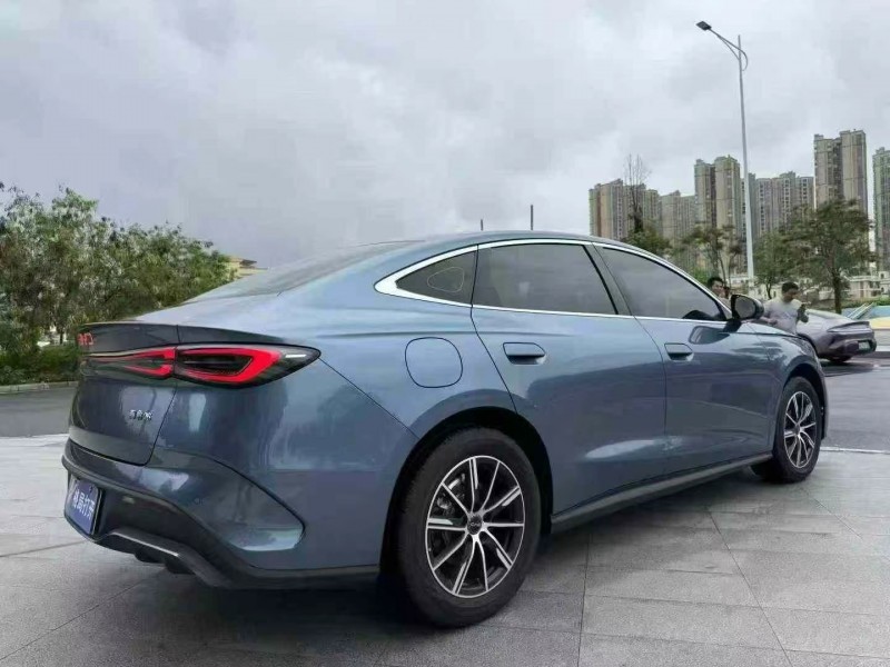 东莞25年比亚迪海豹8