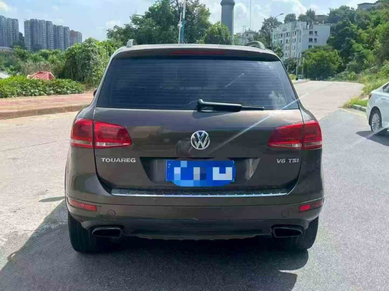 三明15年大众途锐9