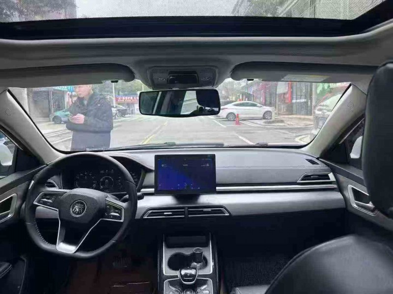 邵阳23年比亚迪秦4