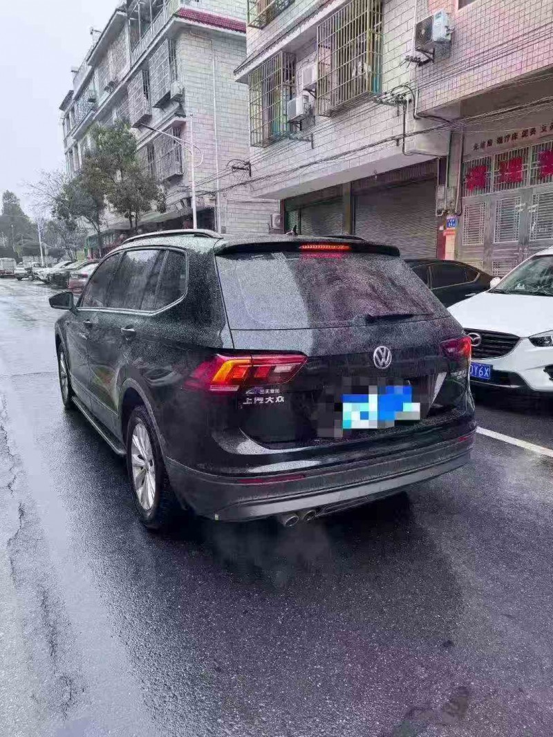 衡阳17年大众途观8