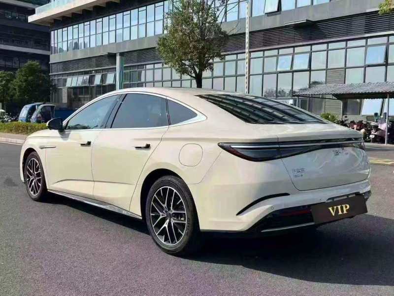 东莞25年比亚迪海豹7