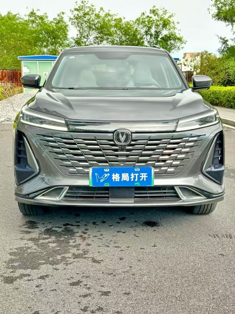 东莞25年长安汽车CS751