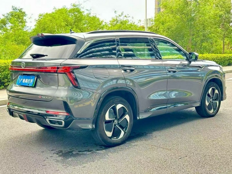 东莞25年长安汽车CS757