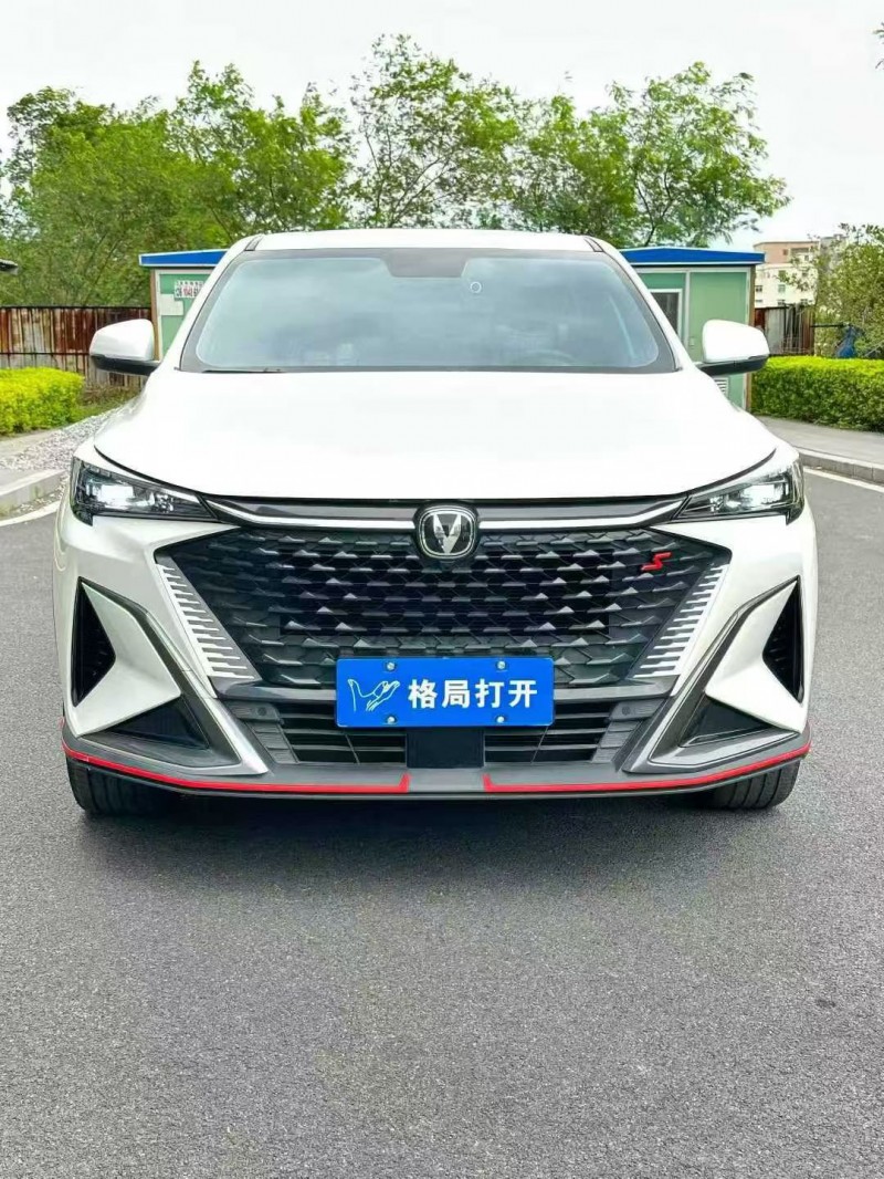 东莞25年长安汽车欧尚1