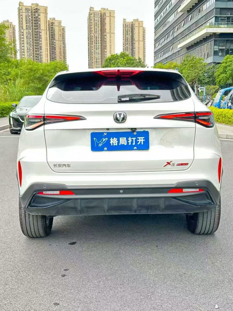 东莞25年长安汽车欧尚9